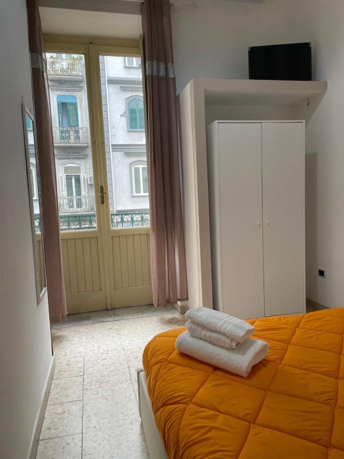 A Cas E Vicenz Panzió Nápoly Szoba fotó